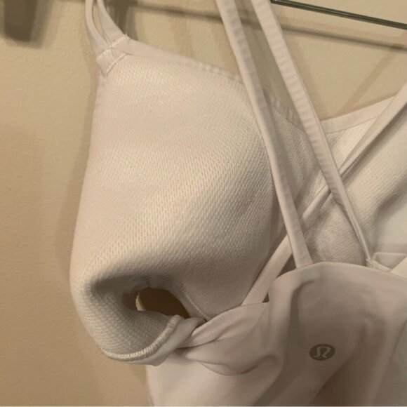 Lululemon Like a Cloud Longline Bra *Light Support, B/C Cup White - Picture 6 of 9